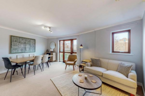 Modern 2 Bed APT Balcony With City Views-Langdon Park